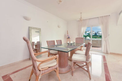 80e238e7a7627313653d6f9372aa6ab2 - 7