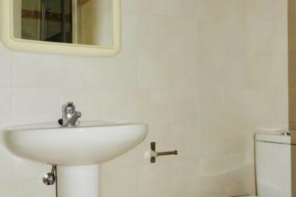 822712edfa204b7b53f14783a66cdec2 - 13