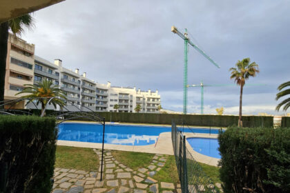 822712edfa204b7b53f14783a66cdec2 - 16