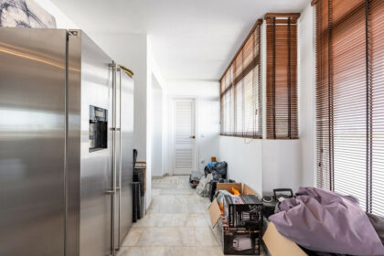 835efaa6702e63e213a73788b9fe3f4b - 17