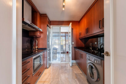 835efaa6702e63e213a73788b9fe3f4b - 6