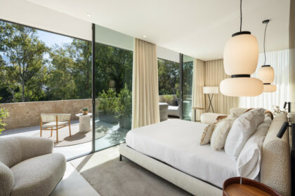 83cb4b8a51b530c53bb2f38a82cc13f4 - 16