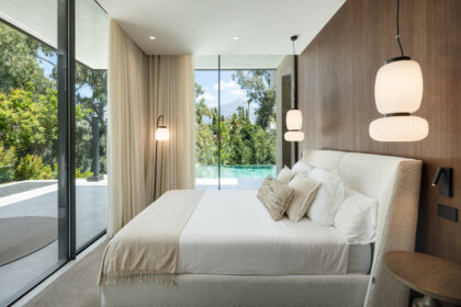 83cb4b8a51b530c53bb2f38a82cc13f4 - 22