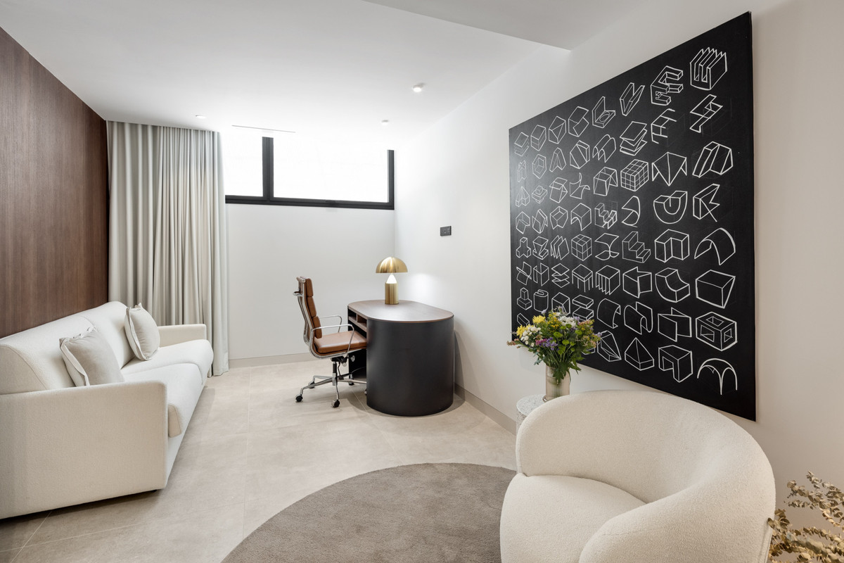 83cb4b8a51b530c53bb2f38a82cc13f4 - 27