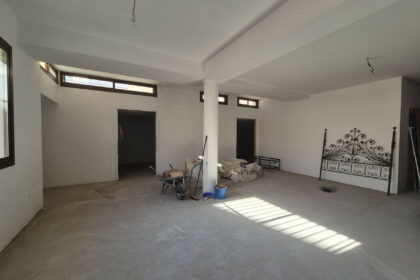 83cf3683ea47c293f1b2daf6640395db - 28