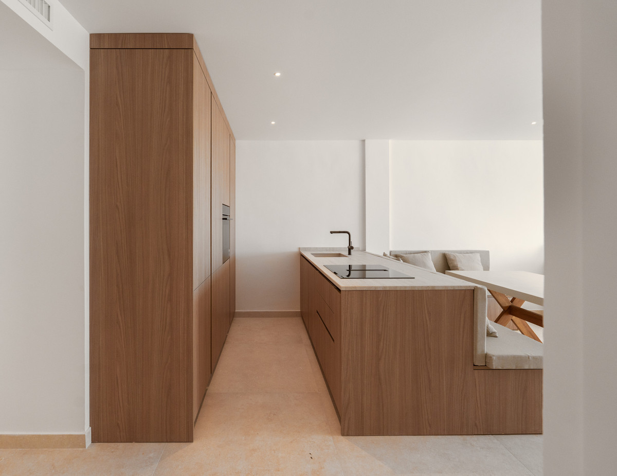 874035775e12728e265fbcf01c0c5bf2 - 13