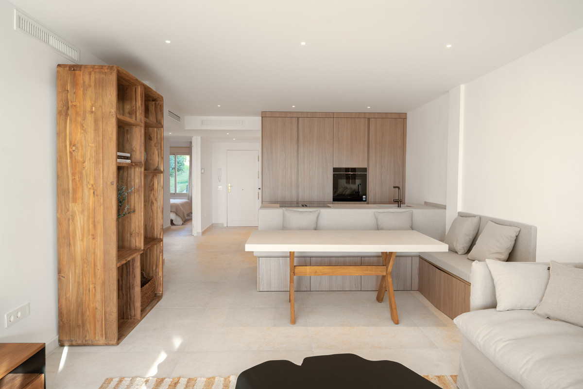 874035775e12728e265fbcf01c0c5bf2 - 20