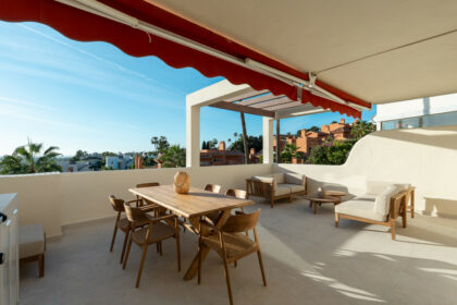 874035775e12728e265fbcf01c0c5bf2 - 24