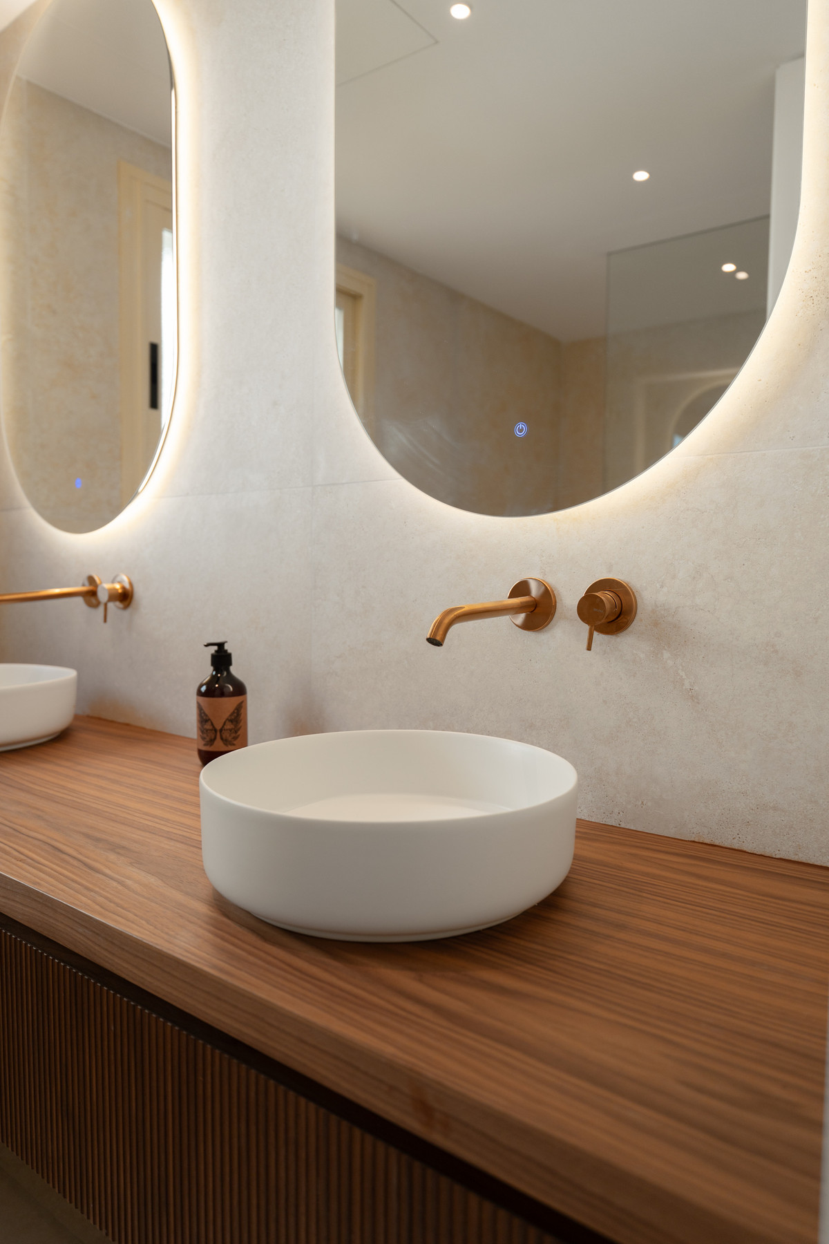 874035775e12728e265fbcf01c0c5bf2 - 33