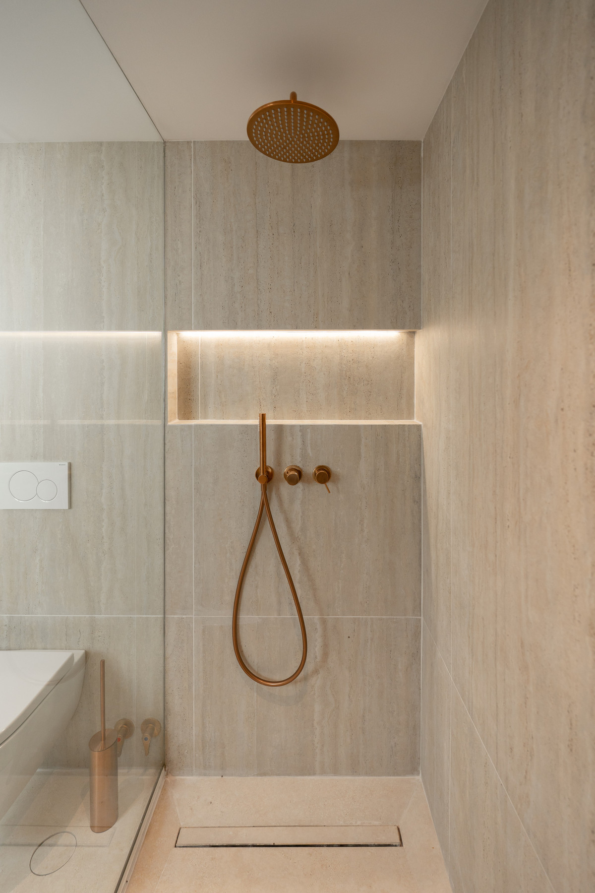 874035775e12728e265fbcf01c0c5bf2 - 34