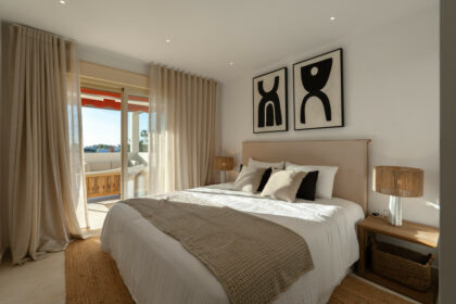 874035775e12728e265fbcf01c0c5bf2 - 4