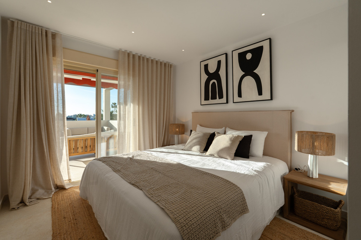 874035775e12728e265fbcf01c0c5bf2 - 4