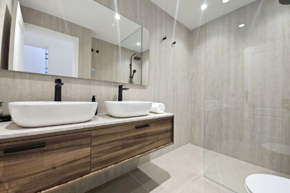 87fa9ec90561a90f03715f2b717059a4 - 13