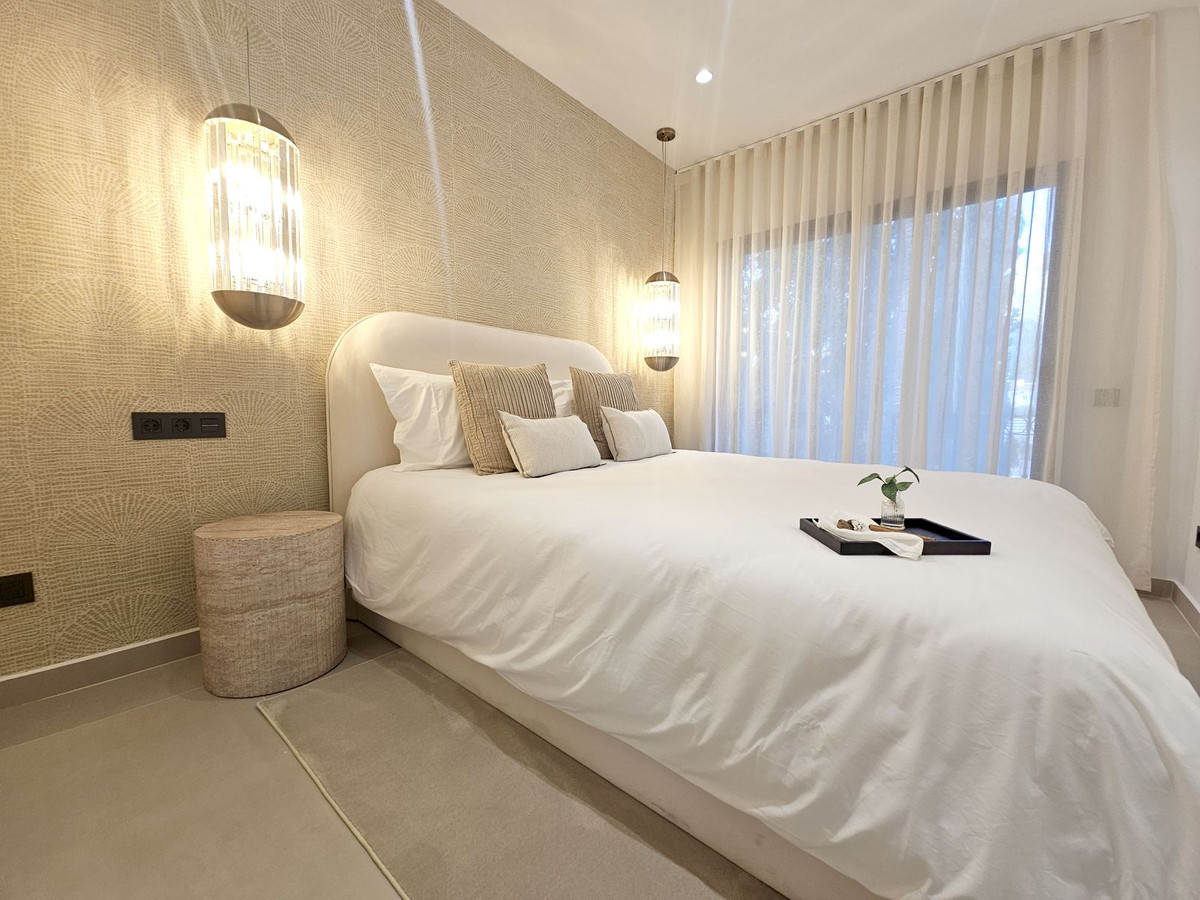 87fa9ec90561a90f03715f2b717059a4 - 14