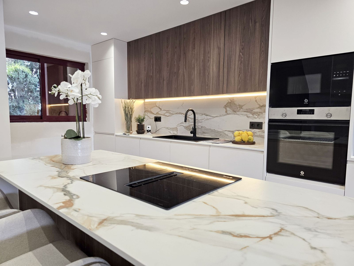 87fa9ec90561a90f03715f2b717059a4 - 7