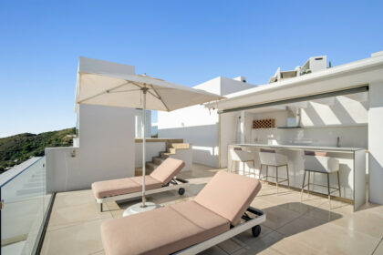 888a10f9340885c865b4064ec4454099 - 23