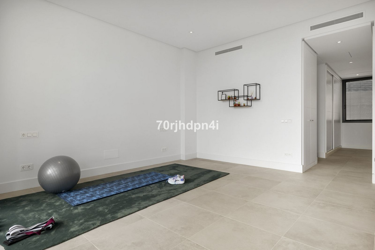 8939c70308eccacf9cb64fbca66a9a87 - 3