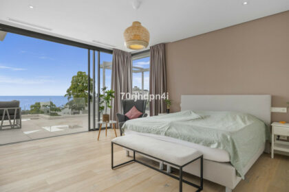 8939c70308eccacf9cb64fbca66a9a87 - 44