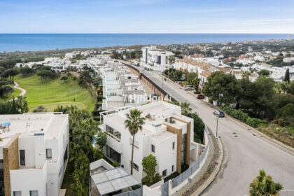 8939c70308eccacf9cb64fbca66a9a87 - 68