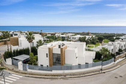 8939c70308eccacf9cb64fbca66a9a87 - 71