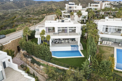 8939c70308eccacf9cb64fbca66a9a87 - 74