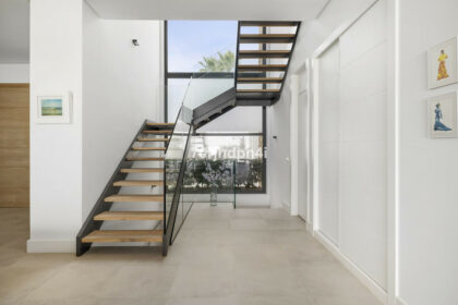 8939c70308eccacf9cb64fbca66a9a87 - 8