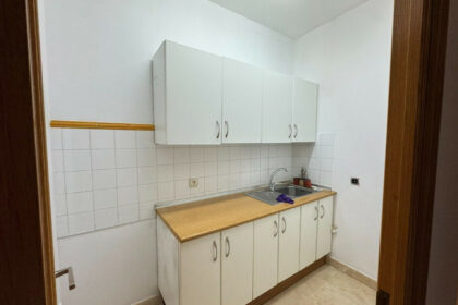 8a7efd14cb82a7bf7784e0061a8b1945 - 25