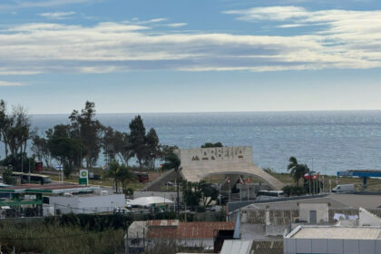 8a7efd14cb82a7bf7784e0061a8b1945 - 4