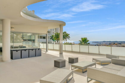 8bea7b3ca7008fcaae29654276e6d6be - 13