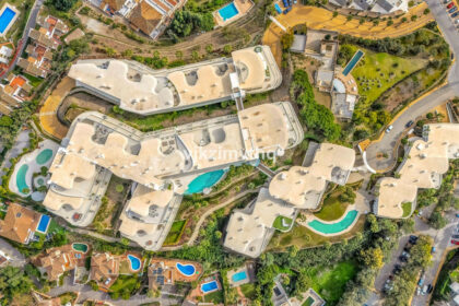 8bea7b3ca7008fcaae29654276e6d6be - 32