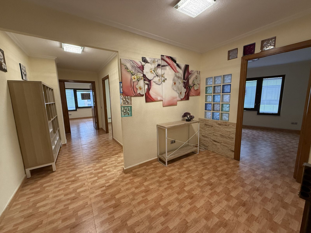 8c1ab160ec7ec02ab2de9c3e7f9f253c - 10