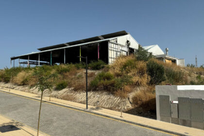 8fe056a50a61120ce7dcc61a1d9570f3 - 1