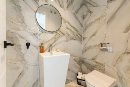 900c2f52f6382fe39bb4a62ec2e8a758 - 13