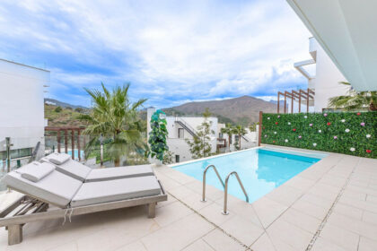 900c2f52f6382fe39bb4a62ec2e8a758 - 34