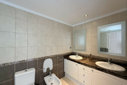 918c0b1600b9f09ecf8c96426947e819 - 15