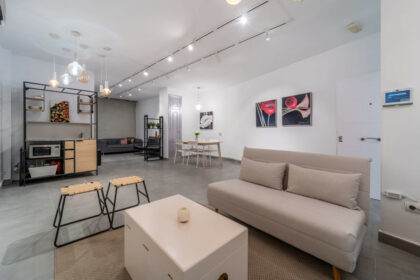 9406283a01f365cc821b2e60f2213baa - 1