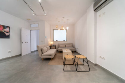 9406283a01f365cc821b2e60f2213baa - 12