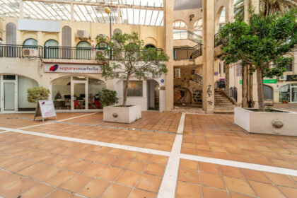 9406283a01f365cc821b2e60f2213baa - 18