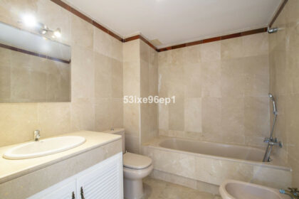 94428db136a8f3765e96c43295b6a5e5 - 18