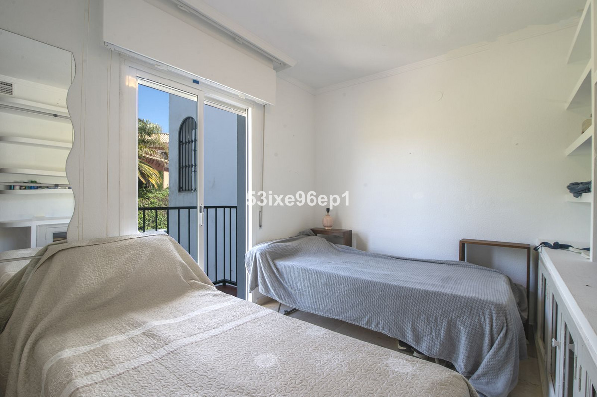 94428db136a8f3765e96c43295b6a5e5 - 21