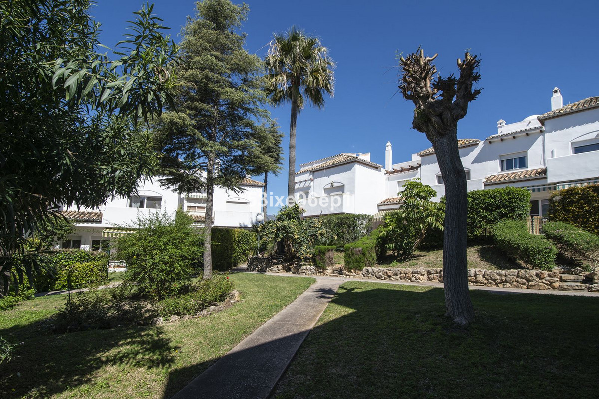 94428db136a8f3765e96c43295b6a5e5 - 31