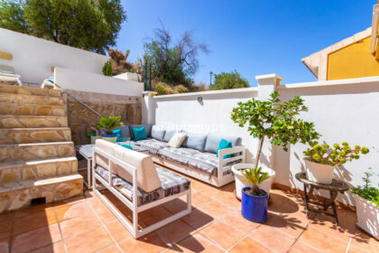 98c48aea3766ad8cf45a5aa2ba2ca4bb - 11