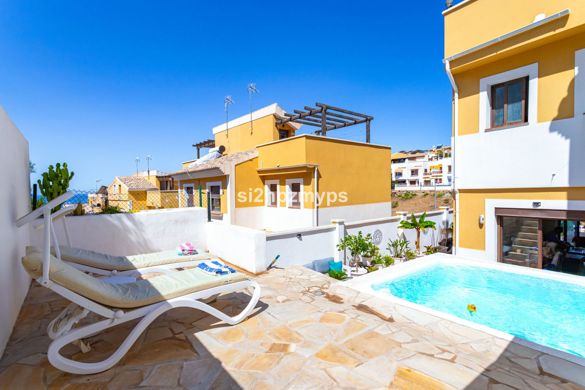 98c48aea3766ad8cf45a5aa2ba2ca4bb - 12