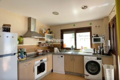 98c48aea3766ad8cf45a5aa2ba2ca4bb - 28