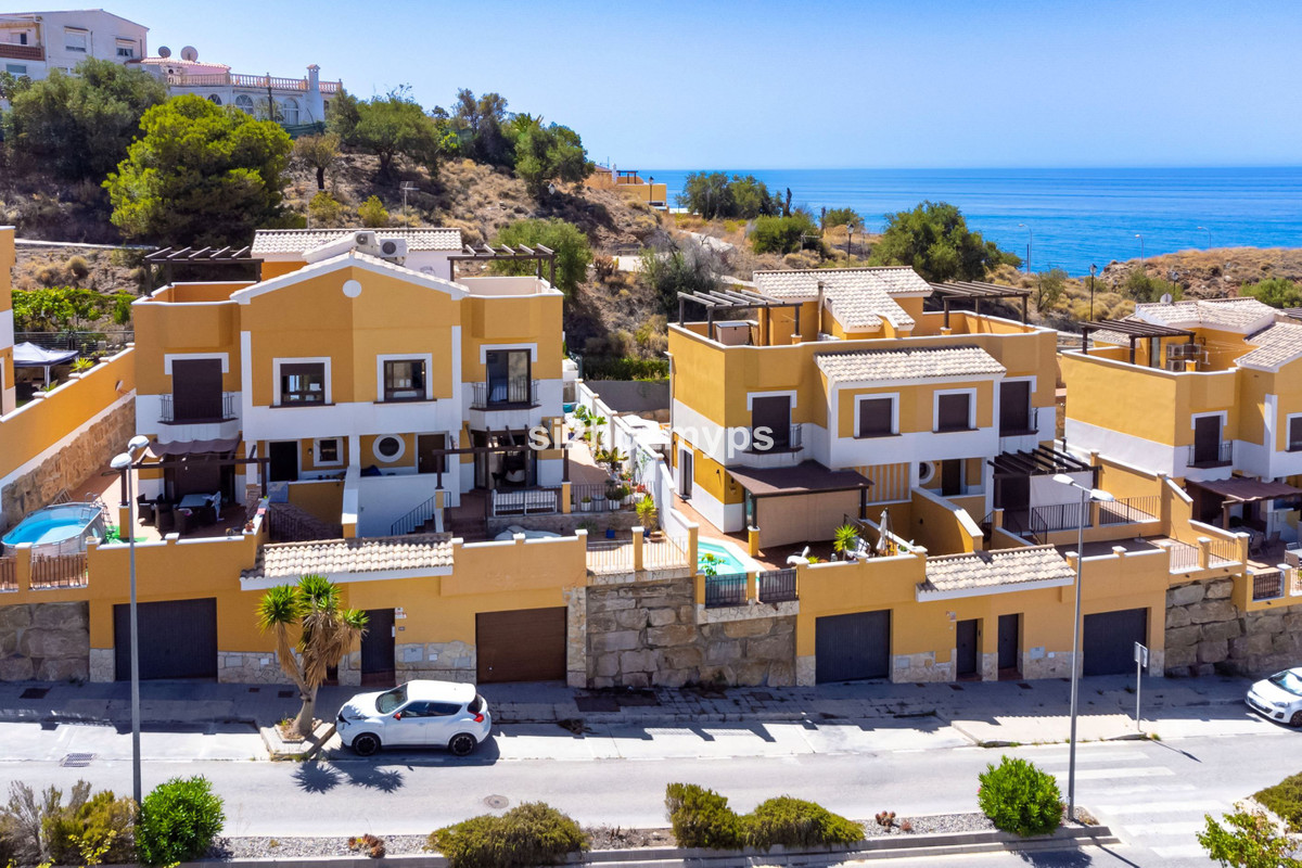 98c48aea3766ad8cf45a5aa2ba2ca4bb - 30