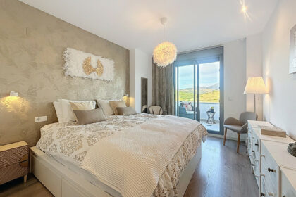 991f3ef3446a898b3bdafbd0ec036f58 - 28