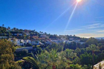 99f0d220b1cc3d007a31f84d68296d70 - 50