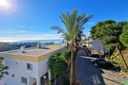 99f0d220b1cc3d007a31f84d68296d70 - 51