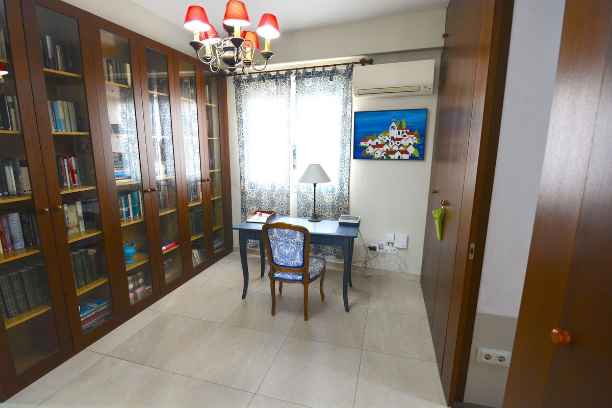 9e49cc70e3b1b221edcbbb2604136e44 - 18