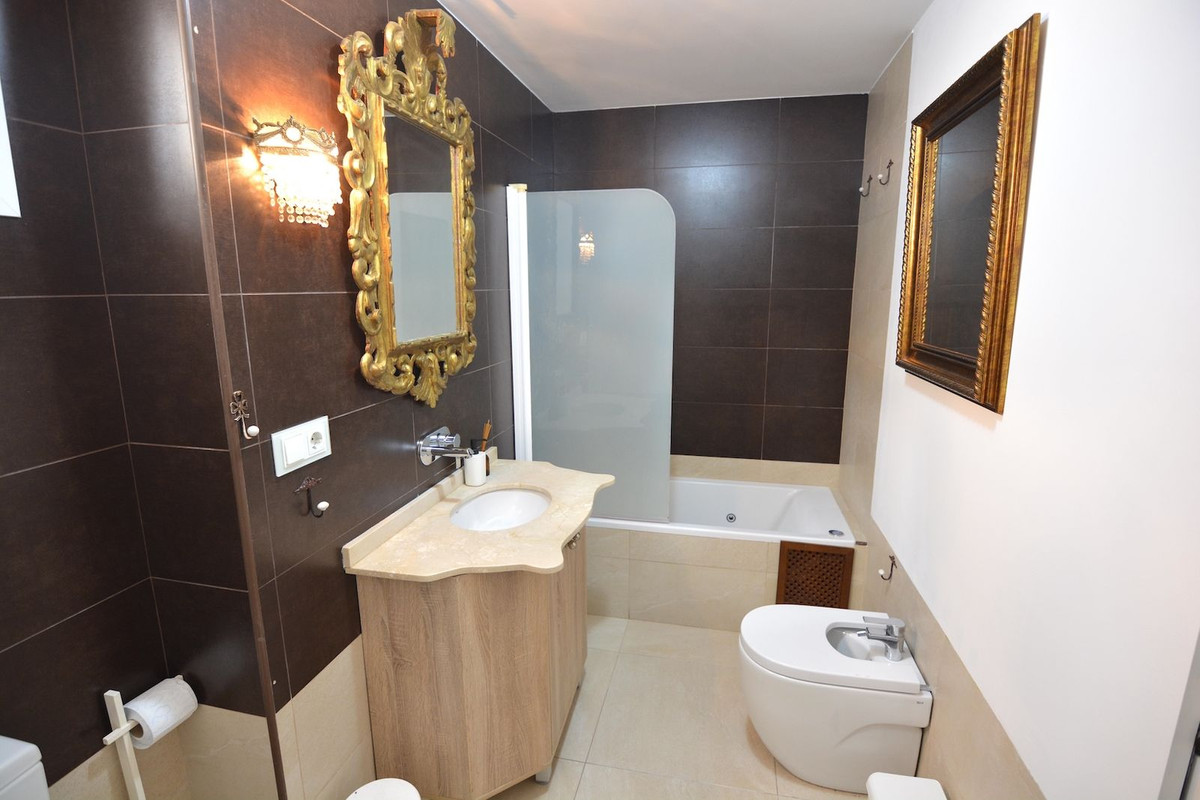 9e49cc70e3b1b221edcbbb2604136e44 - 20